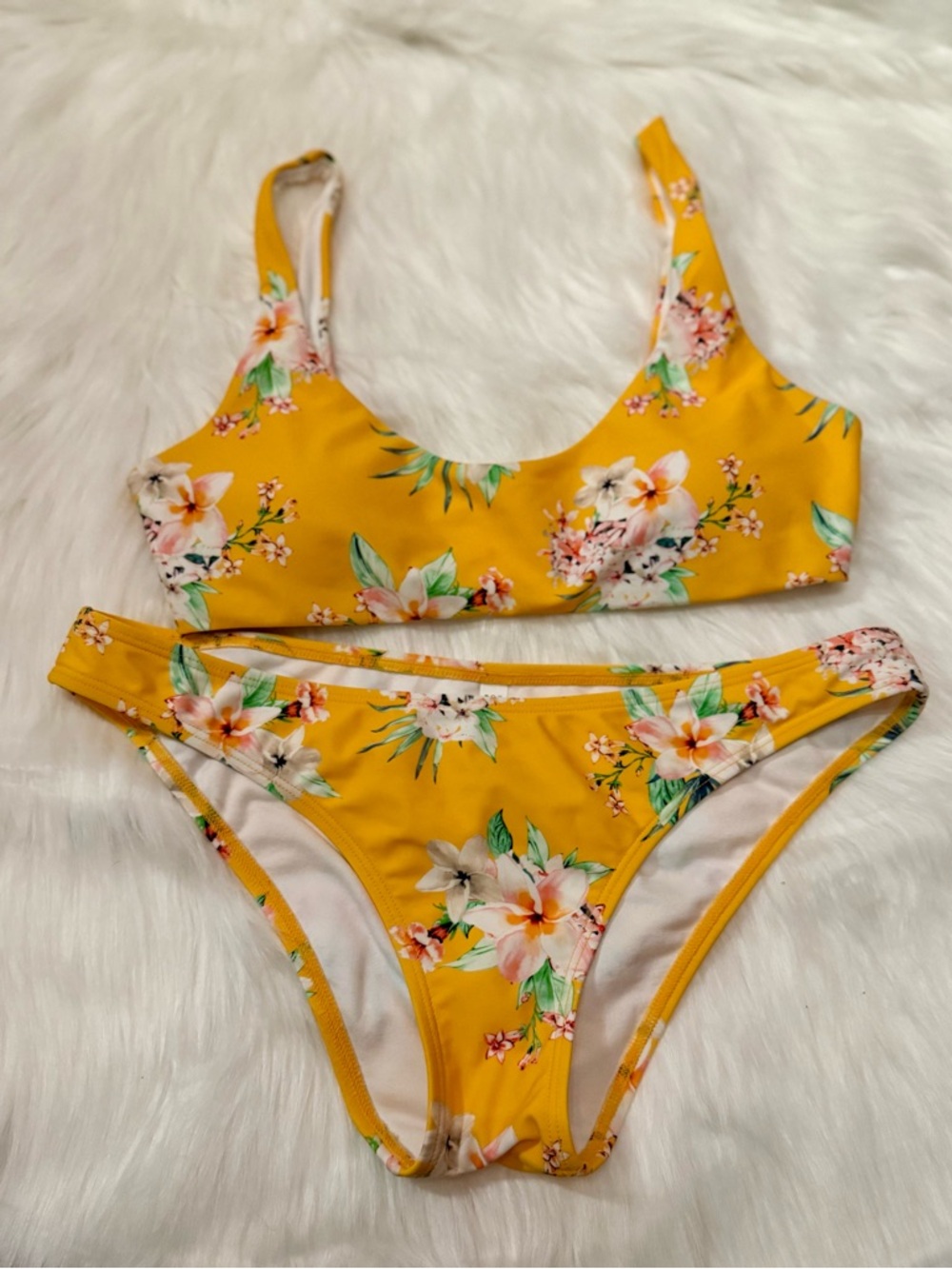Yellow Floral Two-Piece Bikini 🌺